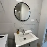 Sky Tower L 18 Pietro Apartment