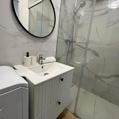 Global L 25Th & 26Th Floor L Luxury Panoramic View L Bathtub L Parking *