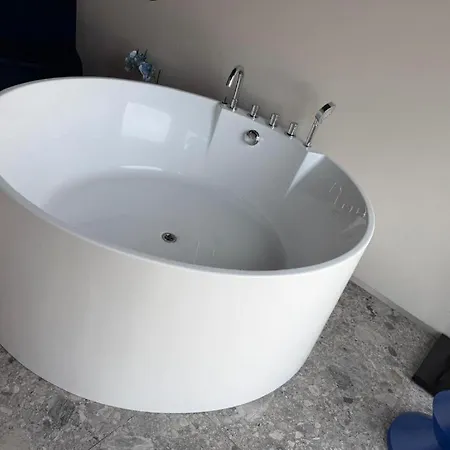 Global L 25th & 26th Floor L Luxury Panoramic View L Bathtub L Parking Апартаменты Катовице