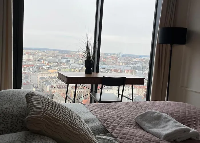 Sky Tower L 18 Pietro *