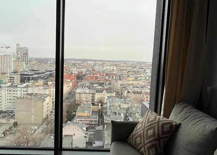 Sky Tower L 18 Pietro * Katowice