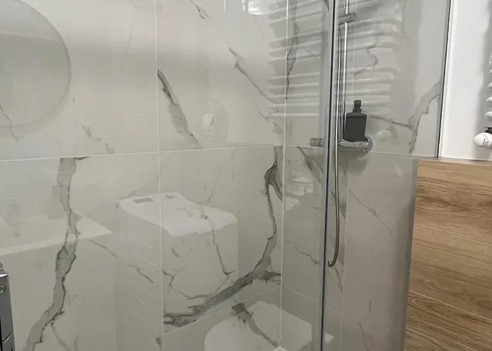 Sky Tower L 18 Pietro